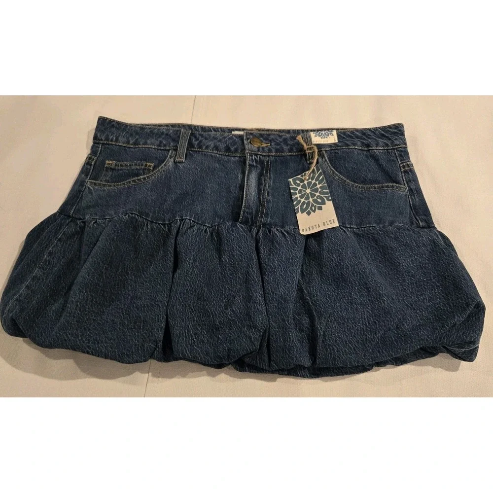 NWT Dakota Blue Juniors Bubble Gathered Hem Blue Jean Mini Skirt Size‎ Large